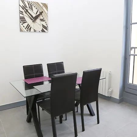 Bourgeois דירה *