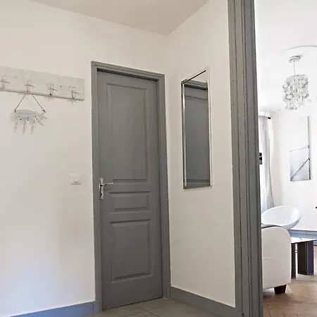 Bourgeois דירה *